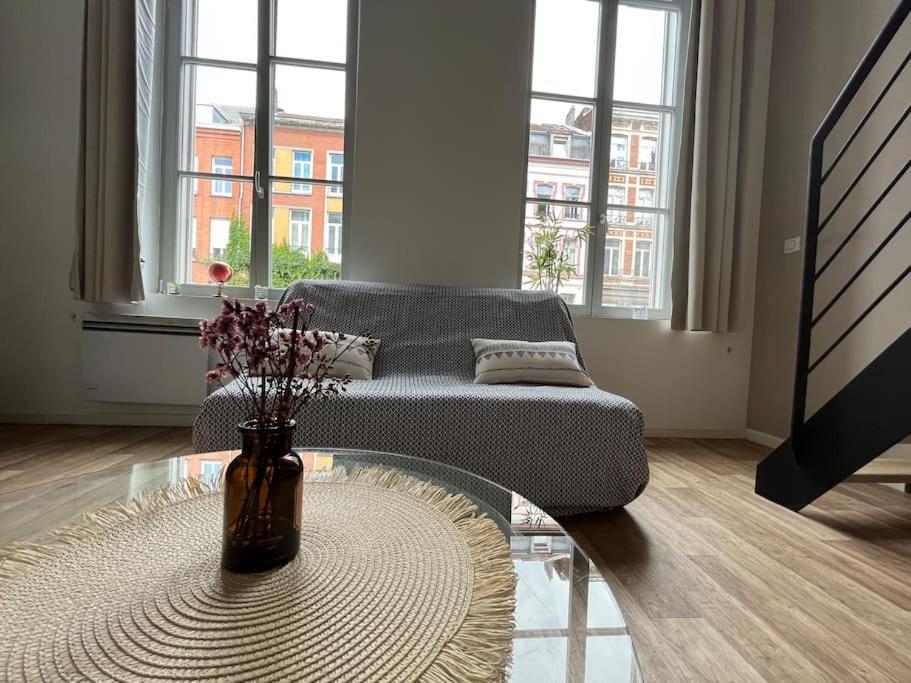Tres Bel Appartement A 2 Pas Du Theatre Sebastopol Lille Exterior photo